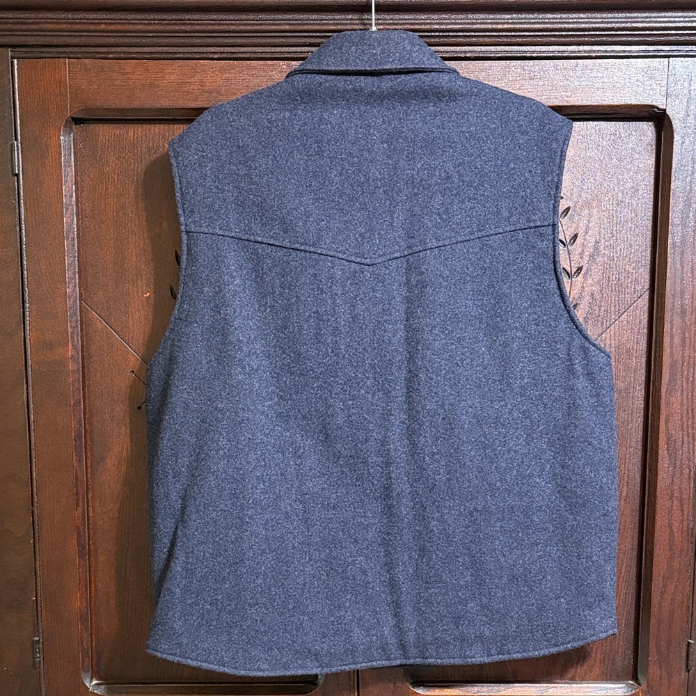 Cripple Creek Melton Men's Dark Blue Wool Vest with Concealed Carry Pocket - Picture 2 of 11
